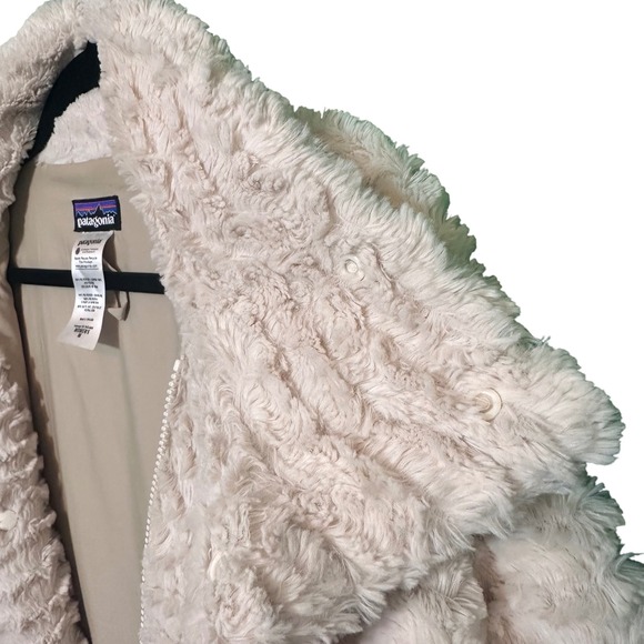 Patagonia Womens Jacket M Pelage Raschel Fleece Fur Wrap Asymmetrical Cream - Picture 7 of 13
